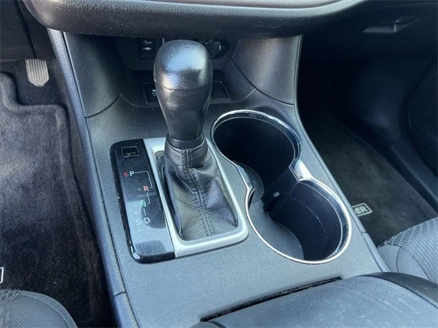 2018 Toyota Highlander - Image 15 of 21