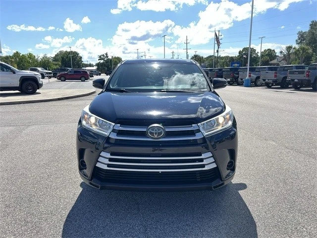 2018 Toyota Highlander - Image 3 of 12