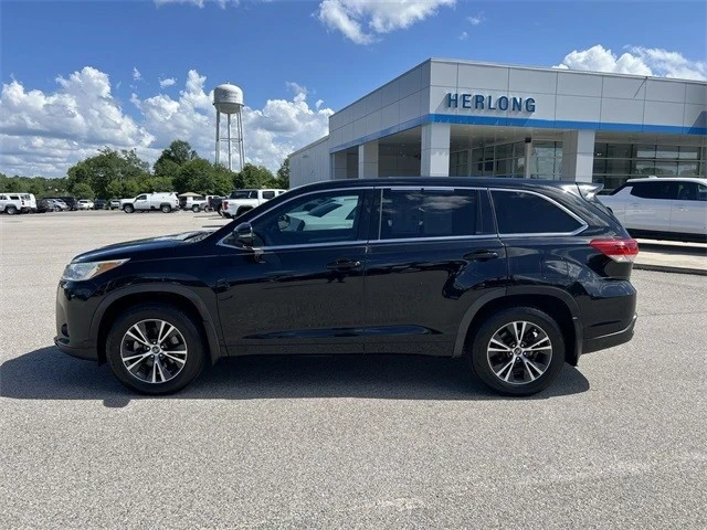 2018 Toyota Highlander - Image 5 of 12