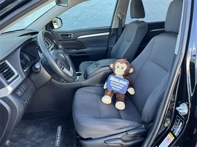 2018 Toyota Highlander - Image 17 of 21