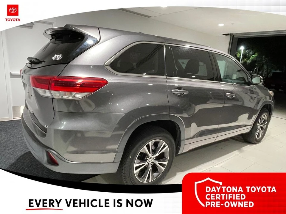 2018 Toyota Highlander - Image 10 of 10