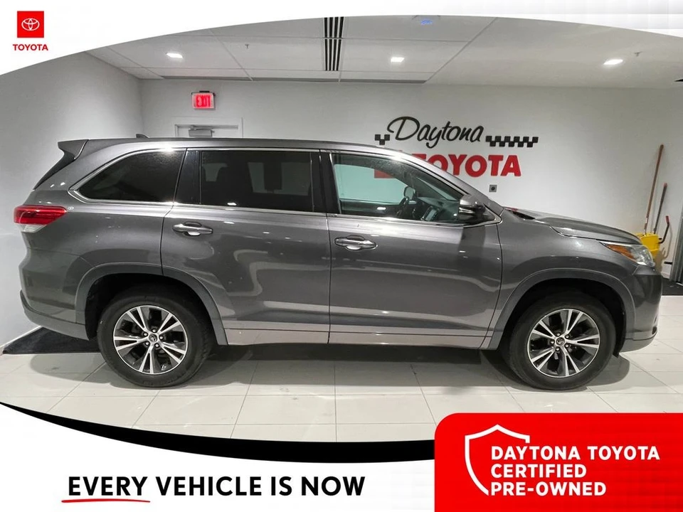 2018 Toyota Highlander - Image 2 of 10