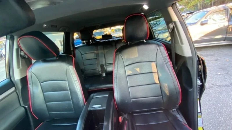 2018 Toyota Highlander - Image 9 of 10