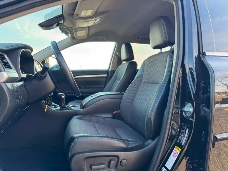 2018 Toyota Highlander - Image 10 of 12