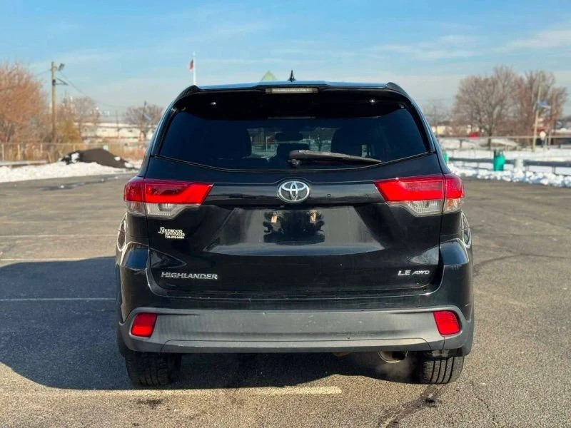 2018 Toyota Highlander - Image 5 of 12