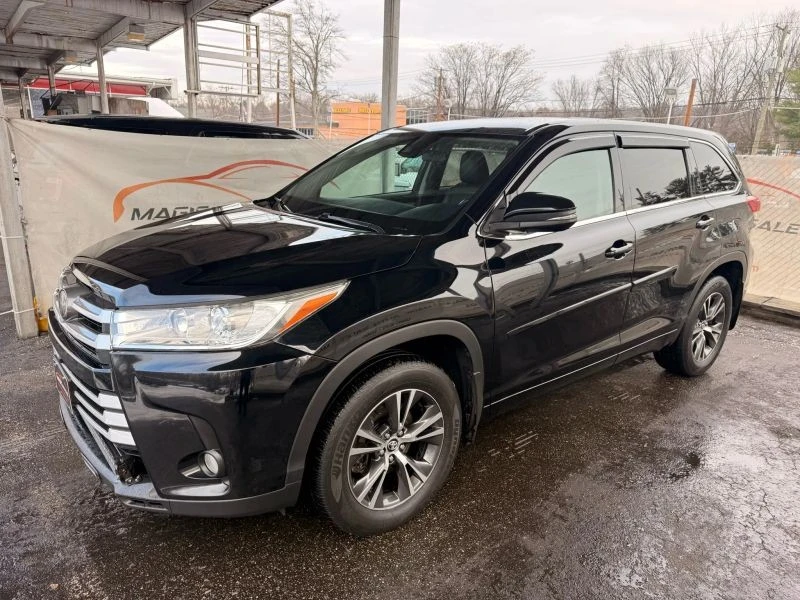 2018 Toyota Highlander - Image 8 of 12