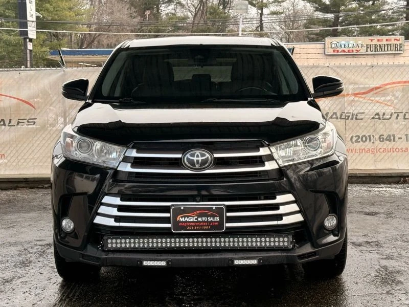 2018 Toyota Highlander - Image 5 of 12