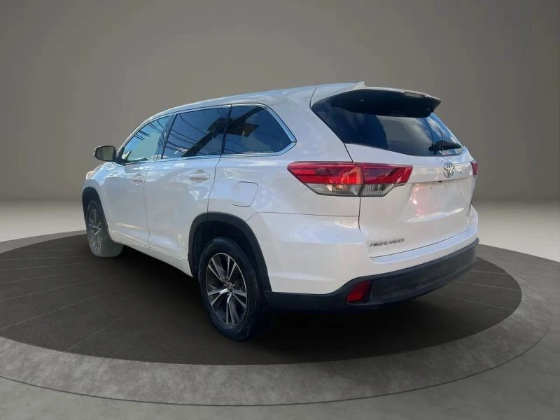 2018 Toyota Highlander - Image 7 of 12
