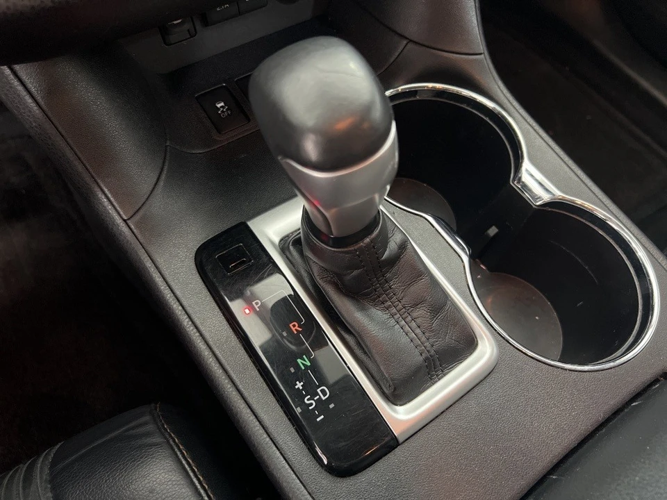 2018 Toyota Highlander - Image 14 of 21