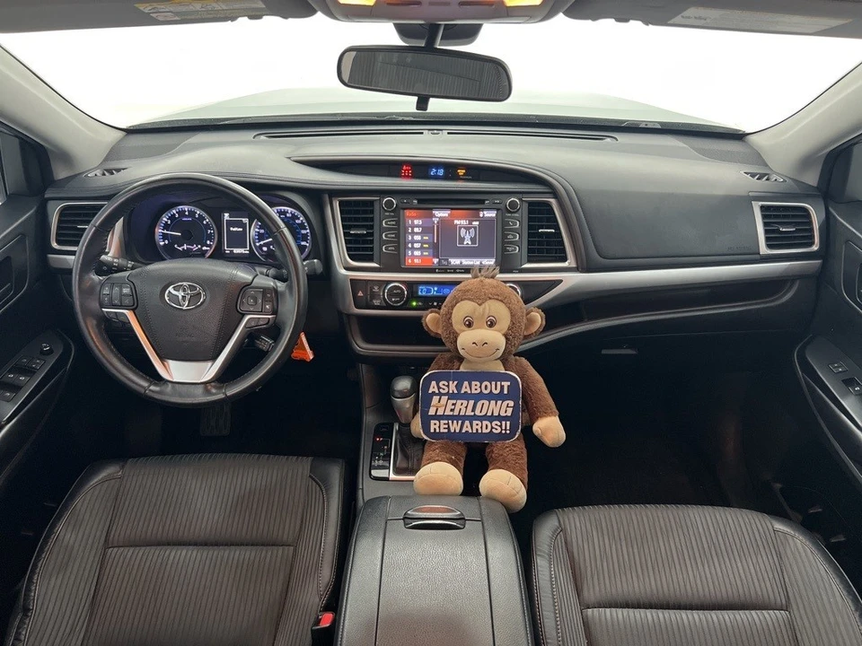 2018 Toyota Highlander - Image 17 of 21