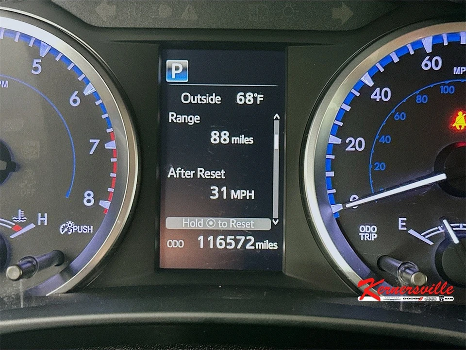 2018 Toyota Highlander - Image 15 of 21