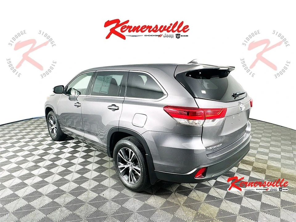2018 Toyota Highlander - Image 5 of 12