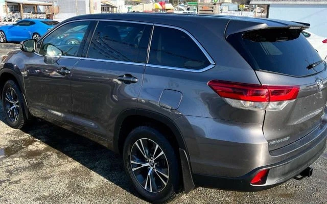 2018 Toyota Highlander - Image 5 of 14