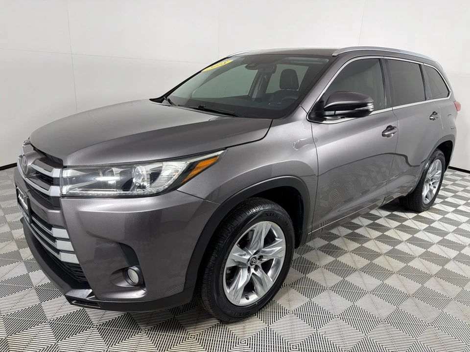 2018 Toyota Highlander - Image 9 of 12