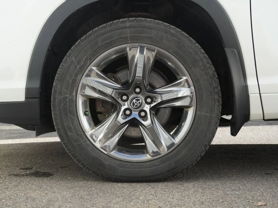 2018 Toyota Highlander - Image 17 of 17