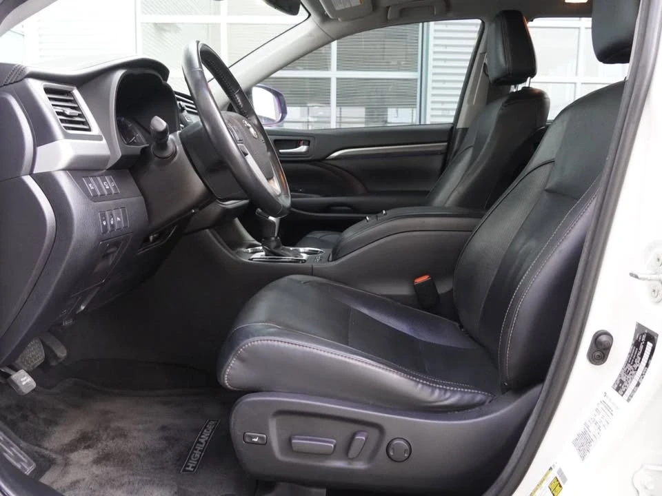 2018 Toyota Highlander - Image 7 of 17