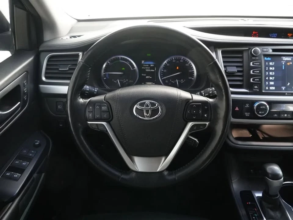 2018 Toyota Highlander - Image 10 of 17