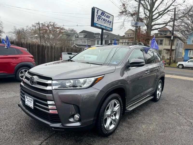 2018 Toyota Highlander - Image 5 of 12