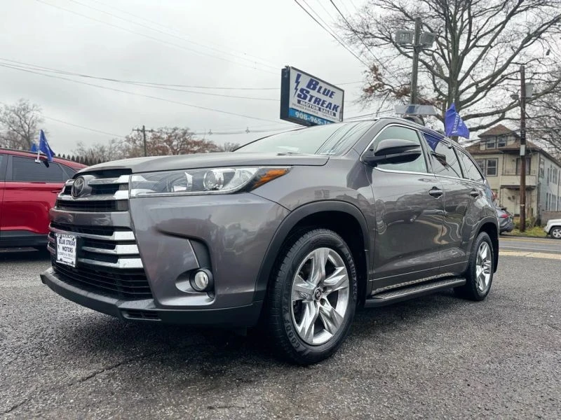 2018 Toyota Highlander - Image 7 of 12
