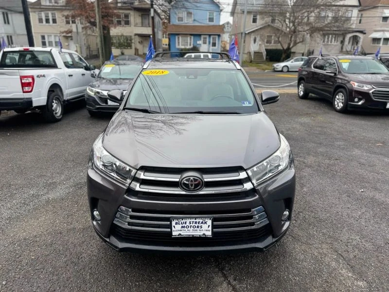 2018 Toyota Highlander - Image 4 of 12