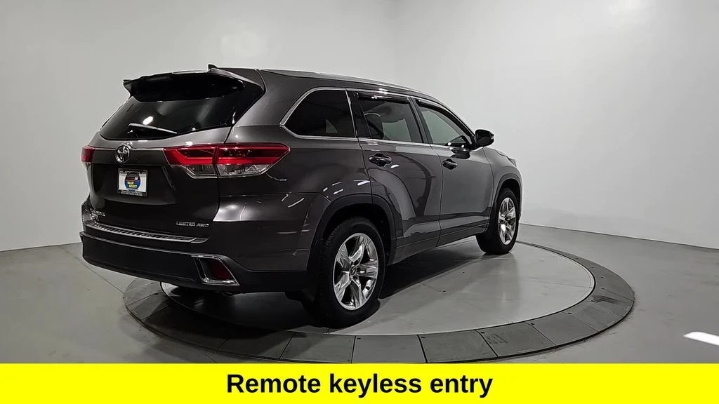 2018 Toyota Highlander - Image 5 of 12