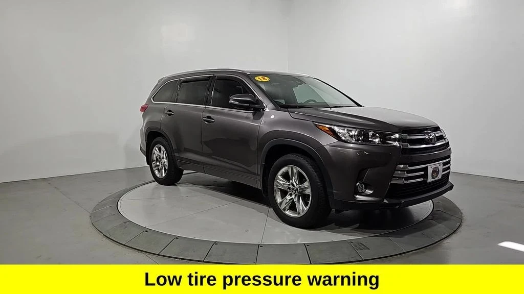 2018 Toyota Highlander - Image 7 of 12