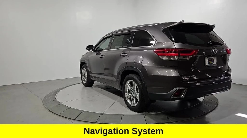 2018 Toyota Highlander - Image 3 of 12