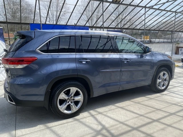 2018 Toyota Highlander - Image 5 of 31