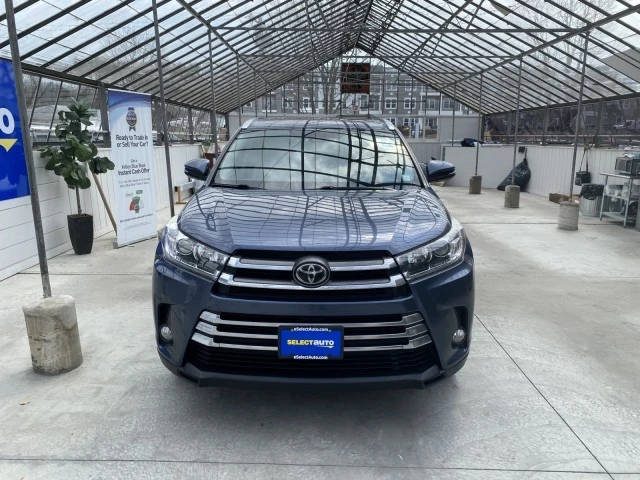 2018 Toyota Highlander - Image 2 of 31