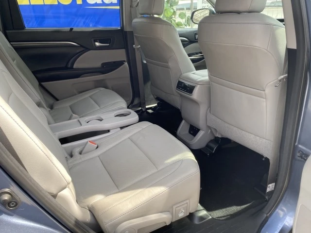 2018 Toyota Highlander - Image 30 of 31