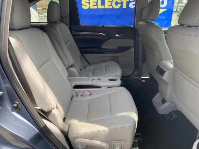 2018 Toyota Highlander - Image 29 of 31