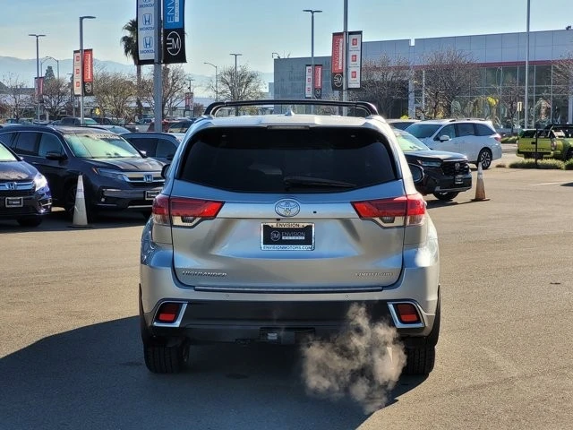 2018 Toyota Highlander - Image 6 of 12