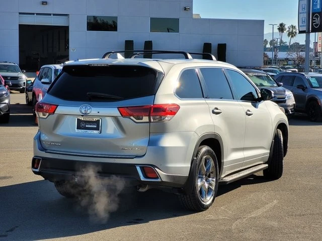2018 Toyota Highlander - Image 5 of 12
