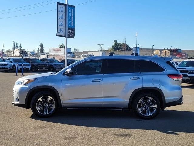 2018 Toyota Highlander - Image 8 of 12