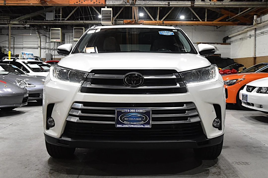 2018 Toyota Highlander - Image 2 of 21