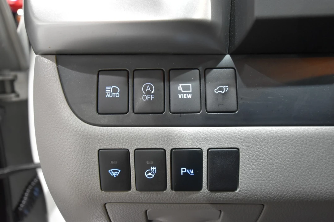 2018 Toyota Highlander - Image 17 of 21