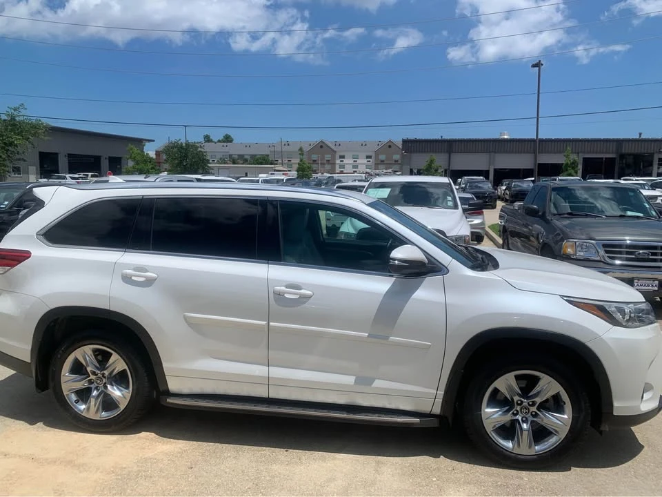 2018 Toyota Highlander - Image 5 of 11