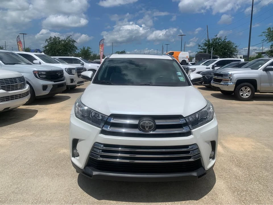 2018 Toyota Highlander - Image 7 of 11