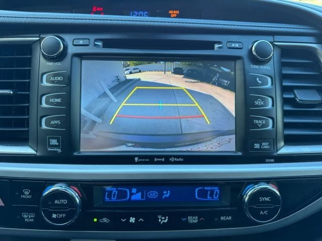 2018 Toyota Highlander - Image 6 of 21