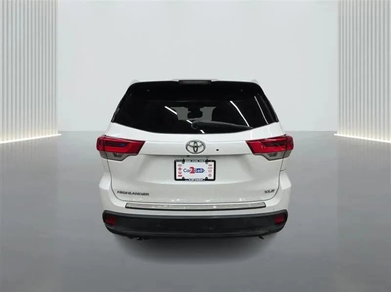2018 Toyota Highlander - Image 4 of 12