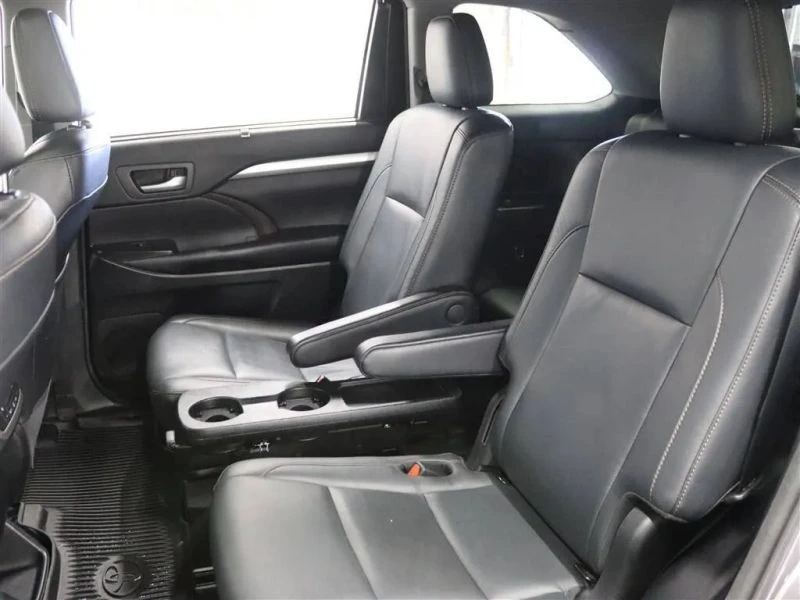 2018 Toyota Highlander - Image 12 of 12