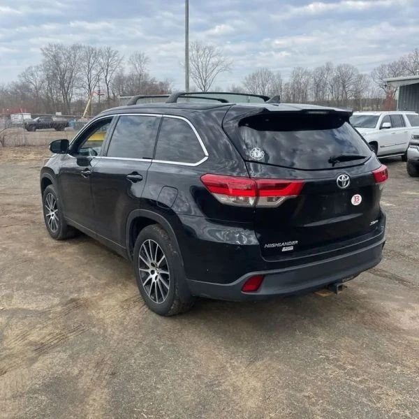 2018 Toyota Highlander - Image 5 of 12