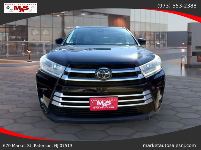 2018 Toyota Highlander - Image 2 of 12