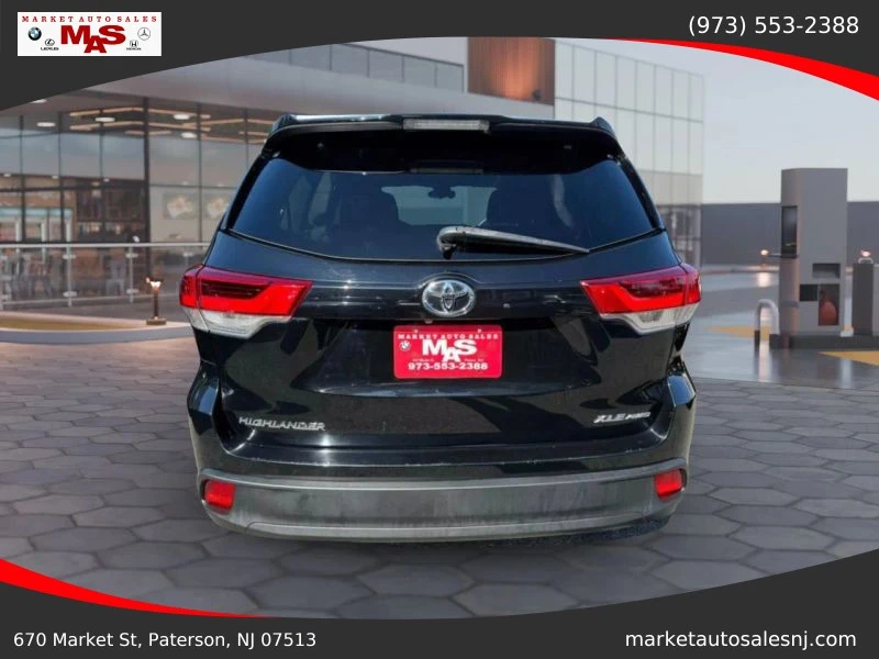 2018 Toyota Highlander - Image 5 of 12
