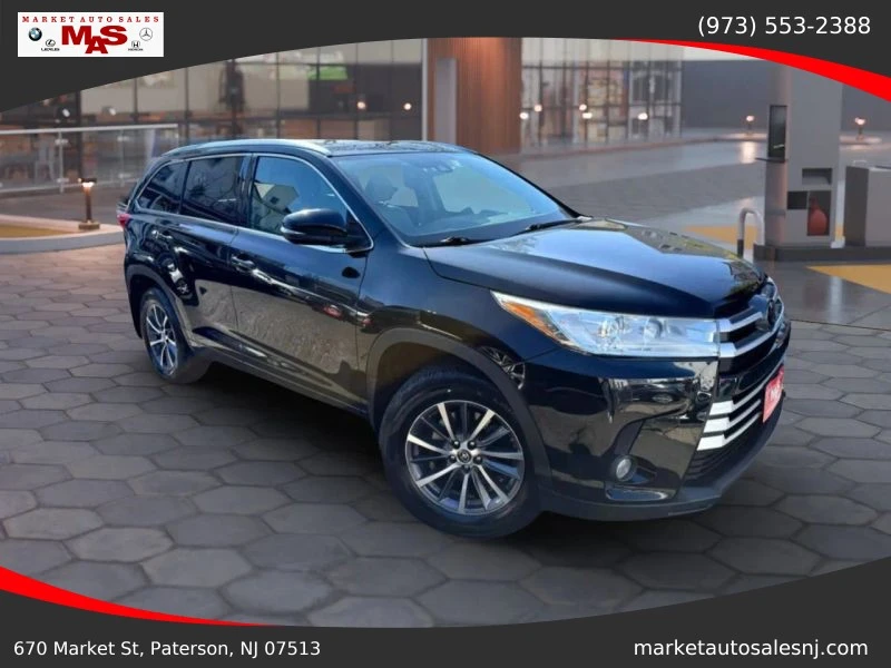 2018 Toyota Highlander - Image 11 of 12