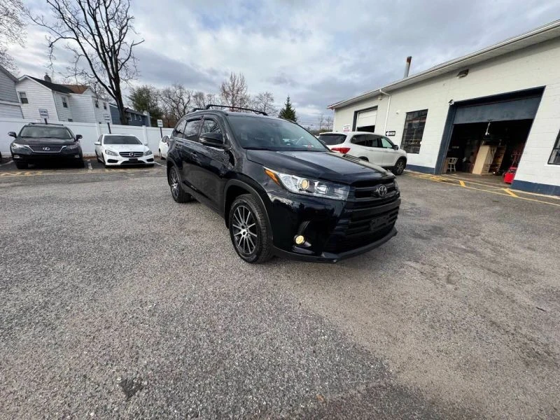 2018 Toyota Highlander - Image 5 of 12