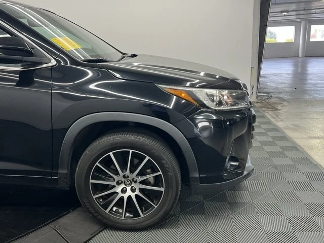 2018 Toyota Highlander - Image 5 of 10