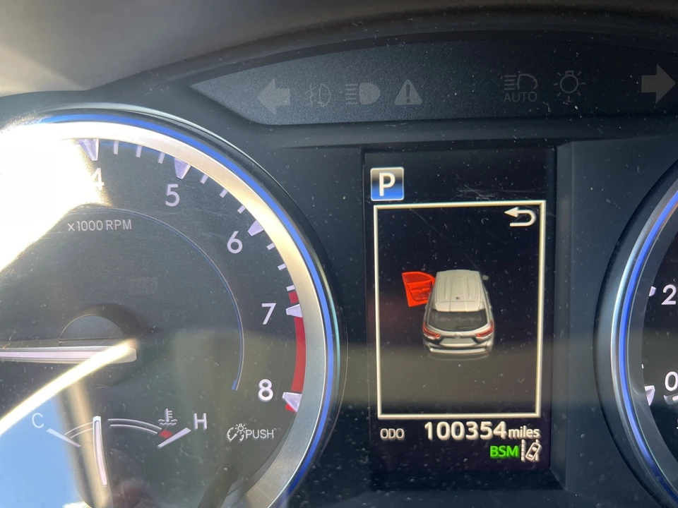 2018 Toyota Highlander - Image 3 of 10