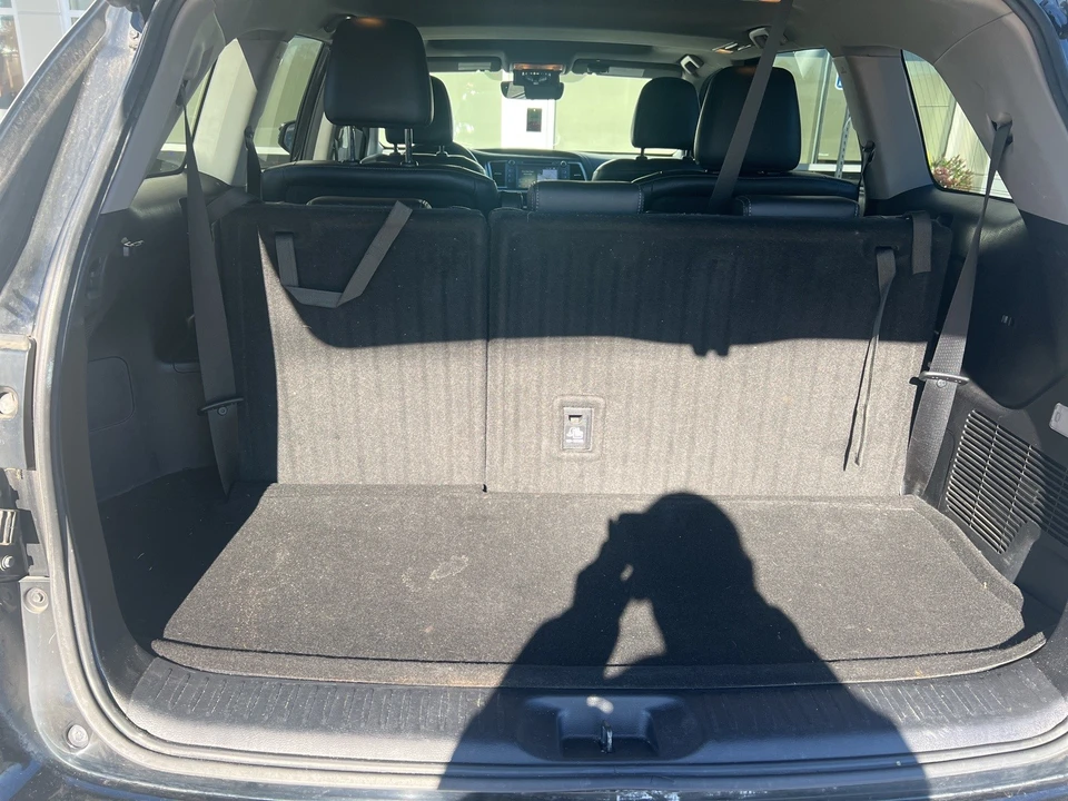 2018 Toyota Highlander - Image 7 of 10
