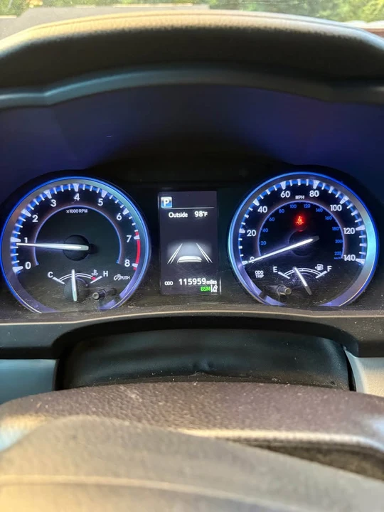 2018 Toyota Highlander - Image 12 of 19